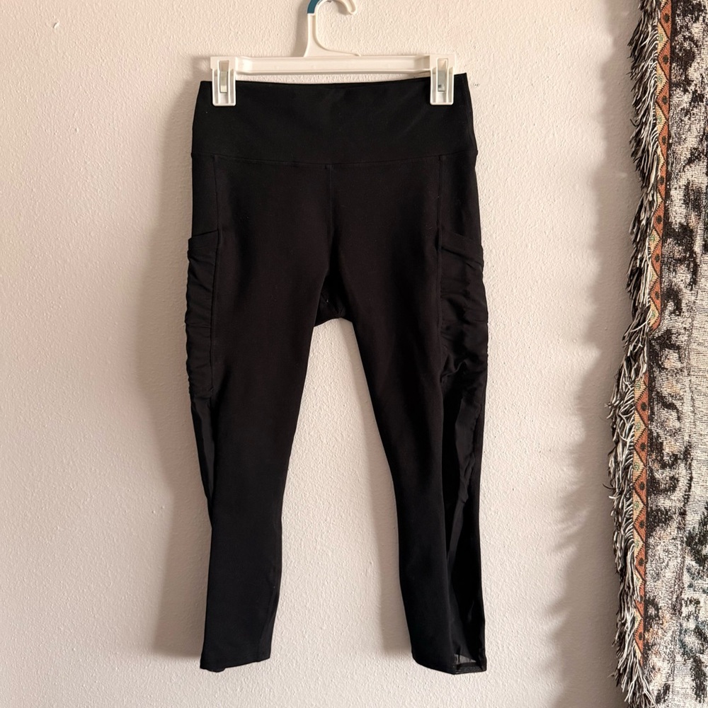 ▪️ Fabletics • BUNDLE of PowerHold Leggings in White & Black, 1 PureLuxe in Gray - Picture 11 of 15